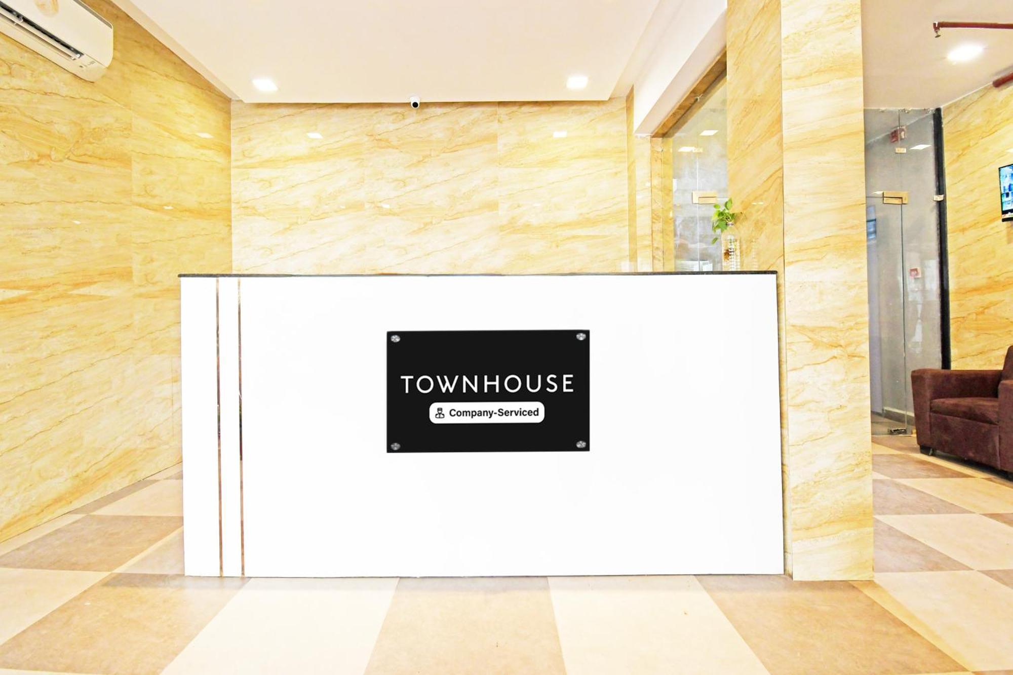 Hotel Super Townhouse Mancheswar Industrial Estate à Bhubaneswar Extérieur photo